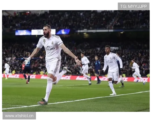 本泽马离开皇马是否正确?战术适配与生涯后期分析 本泽马离开皇马是否正确?战术适配与生涯后期分析