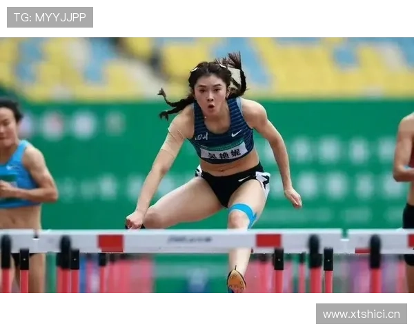 吴艳妮这生活也太反差了，球场上冷静得像机器人，下了场秒变买买买狂魔？